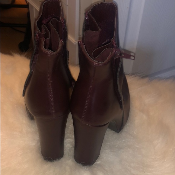 Wine color booties - Picture 3 of 6